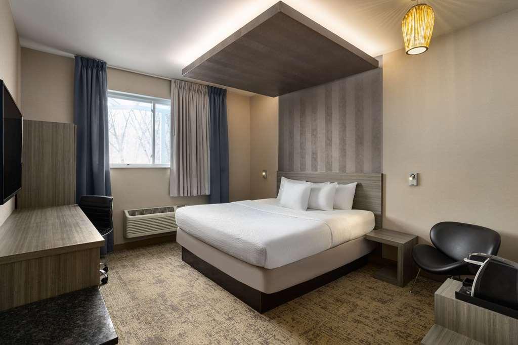 Ramada By Wyndham Bronx Hotel New York Room photo